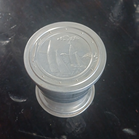 Vintage Stainless steel Collaspable Cup w/lid - Picture 3 of 4